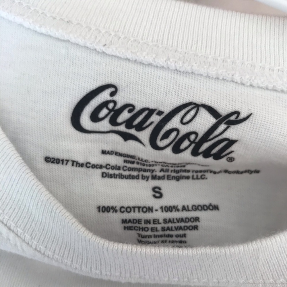 🌻 Coca Cola long sleeve shirt small - Picture 2 of 2